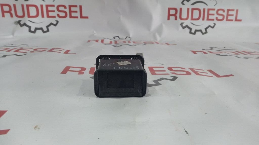 дефлектор салона б/у - 3